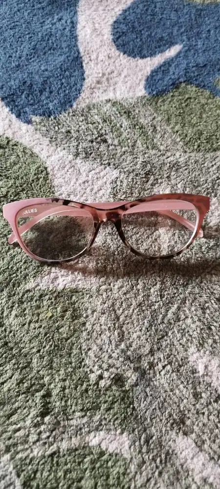 KACA MATA KUCING WANITA