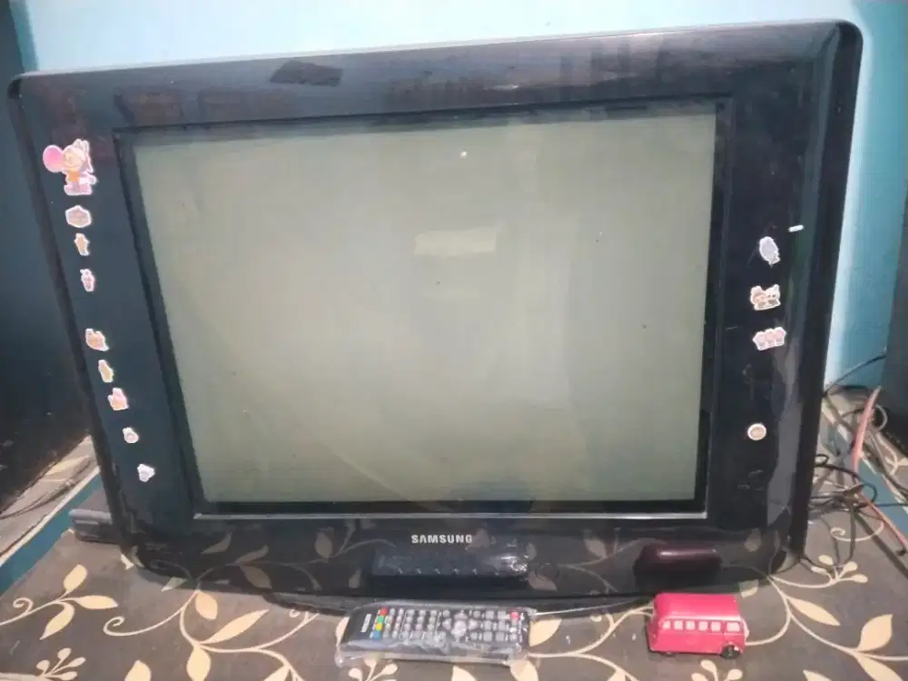 TV tabung merk samsung full set