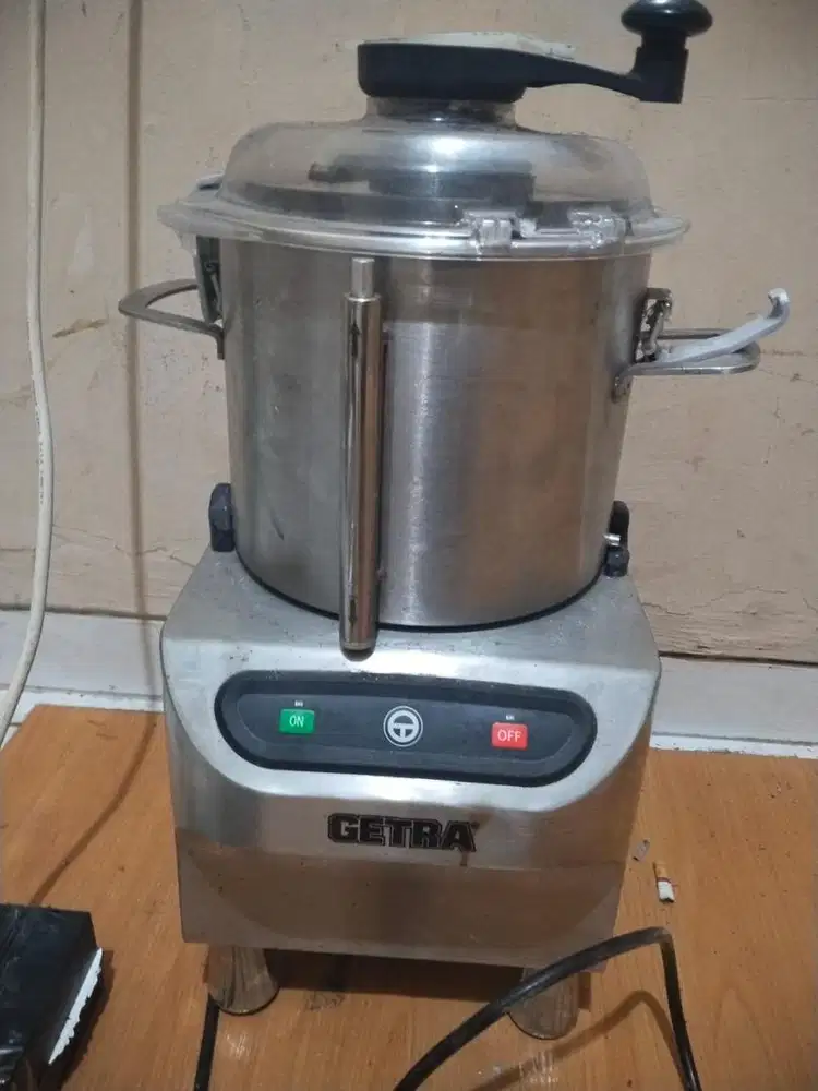 Dijual Mesin Giling LFC-8V1 yang minat maharin aja