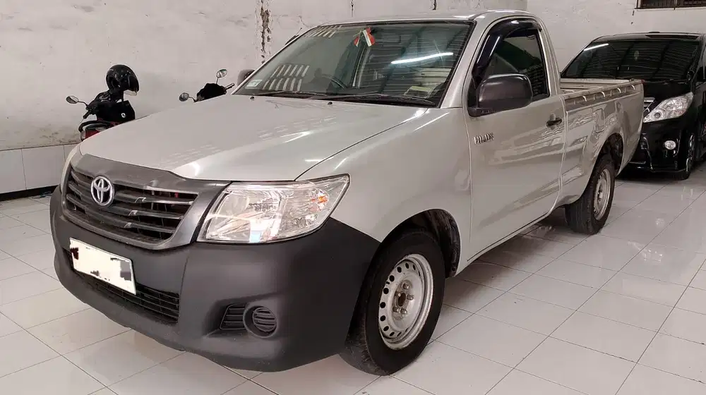 Toyota Hilux 2.5L Diesel mt 2013 Istimewa Tgn1 dr baru#SURYA MOBILINDO