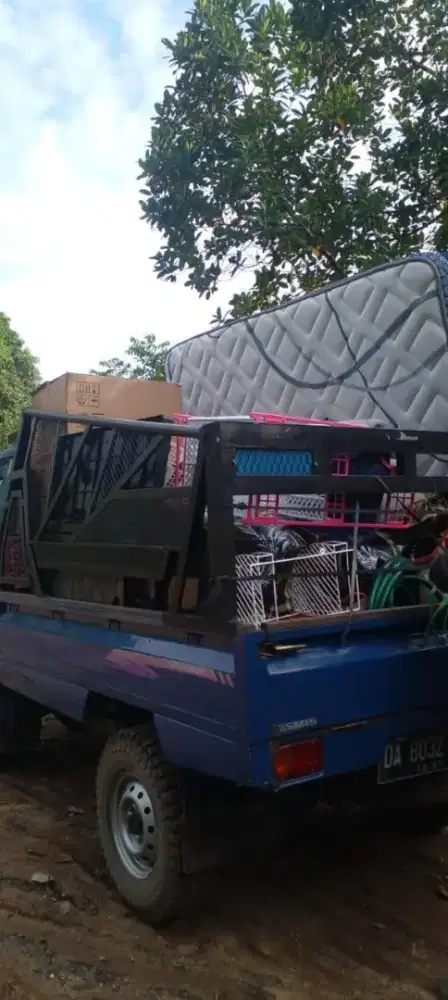 Angkutan barang pick up