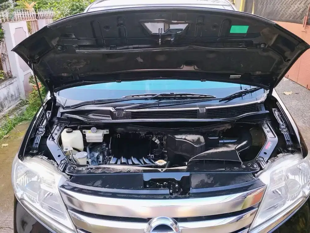 Nissan Serena HWS 2014 Low KM Cat Orisinil AC Dingin