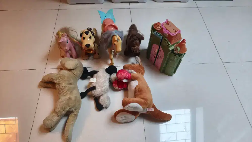Boneka dan Mainan Anak