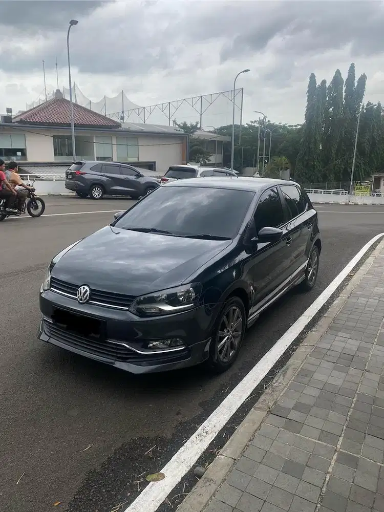 VW Polo 2019 1.2Tsi AT- Record