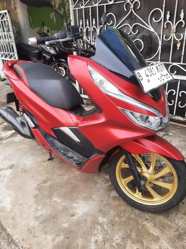 Honda PCX Keyless 2019 ss lengkap mesin bagus pajak hidup Bekasi Kota