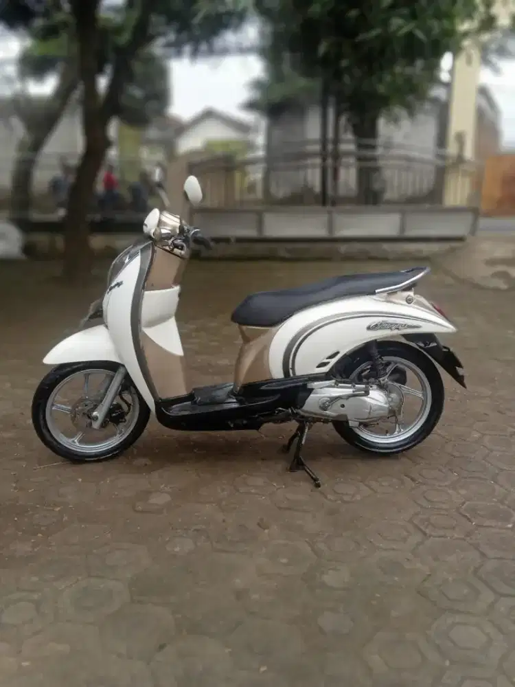 Honda Scoopy plat bandung