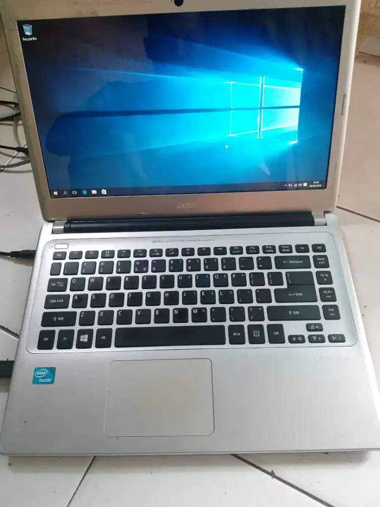 leptop aceer v5 minus batre