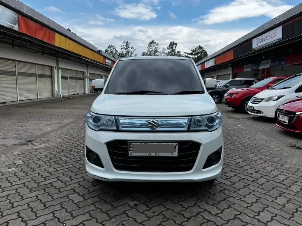KARIMUN WAGON GS AT 2015 WHITE EDITION ANGSURAN 2JUTAAN