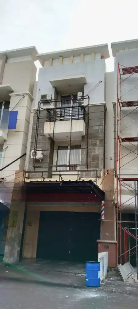 Dijual Ruko hadap boulevard di Taman Cemara Harapan Indah Bekasi