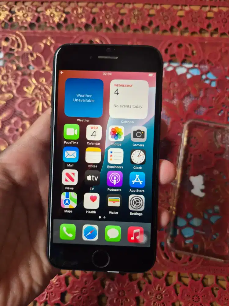 Dijual iphone SE 128 GB