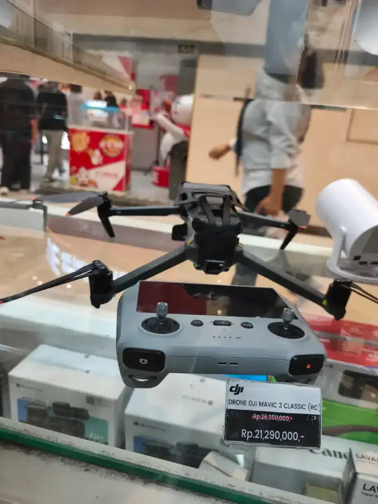 DRONE DJI MAVIC 3 CLASSIC REMOTE CONTROL LAYAR