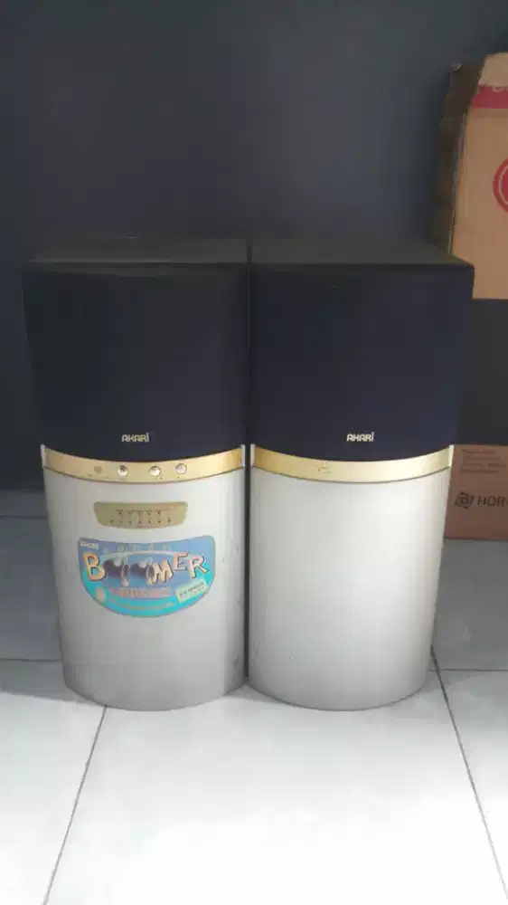 Speaker Akari boomer 1000watt normal