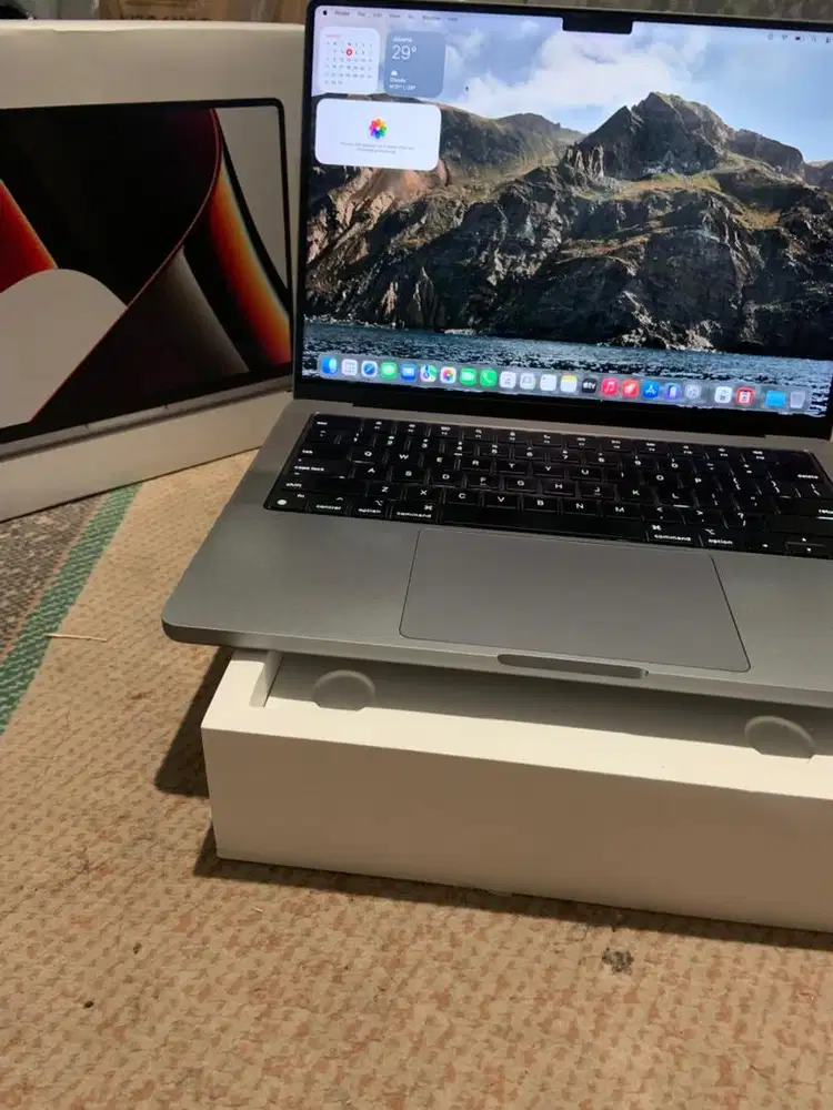 Fullset Ibox Macbook Pro M1 pro