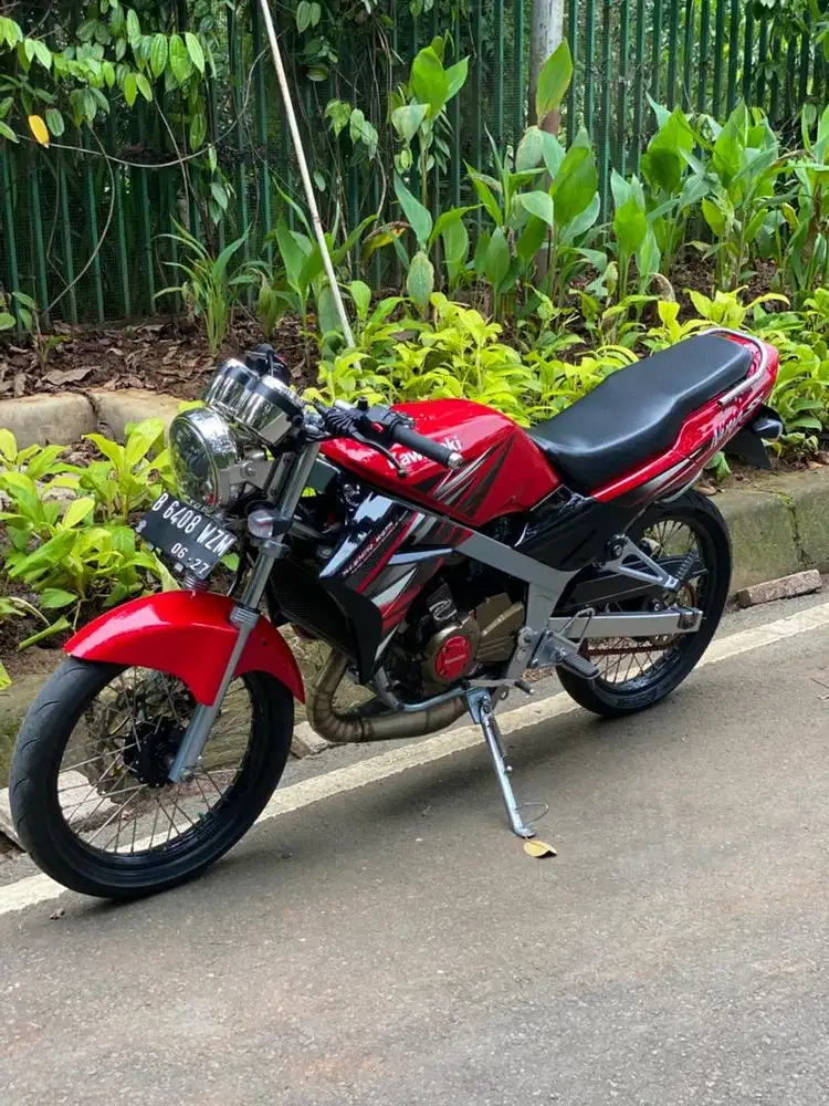 Kawasaki ninja R convert SS 2012 lengkap