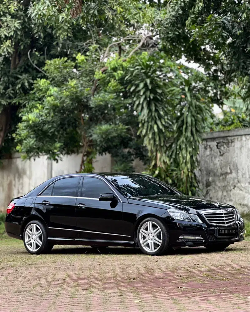 Mercedes Benz E300 Avantgarde Hitam 2012 Tdp Menarik Ori Murmer Bu Ok