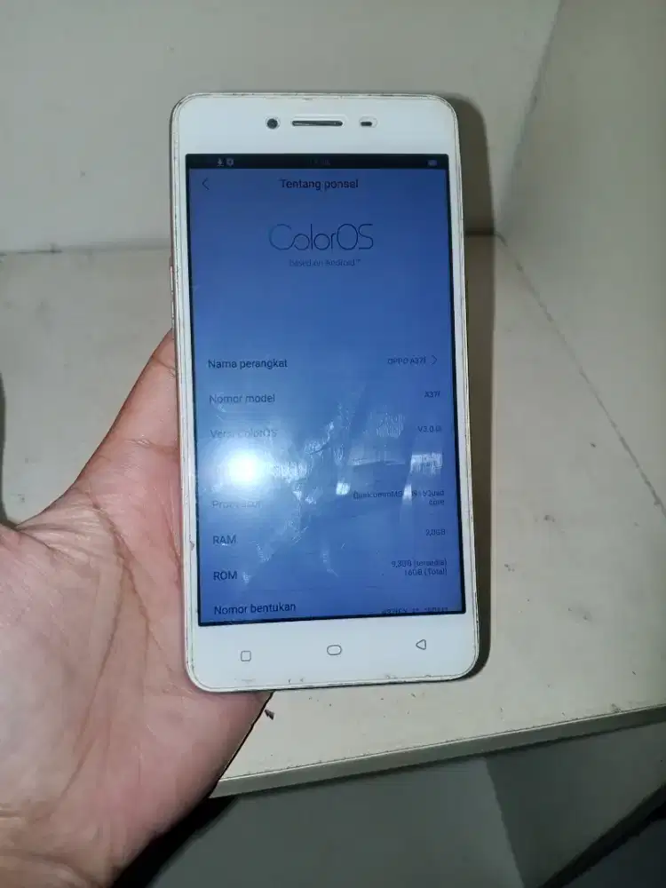 OPPO A37F RAM 2 ROM 16 BEKAS
