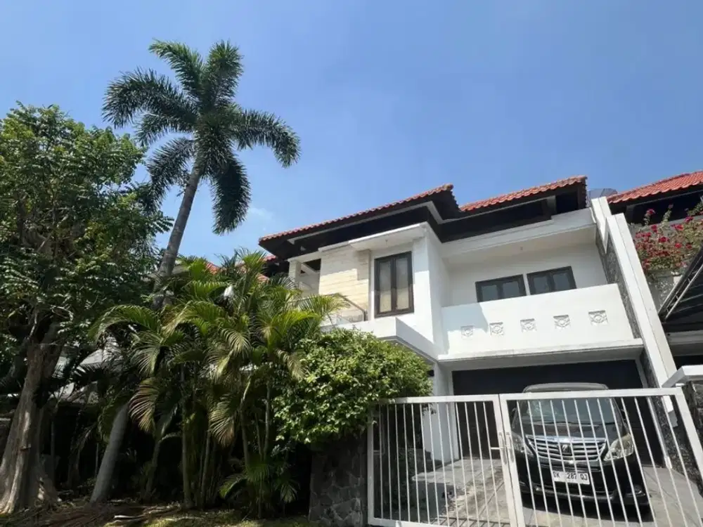 *RUMAH GRAHA FAMILY BLOK N*Hadap Utara • Row 3  mobil