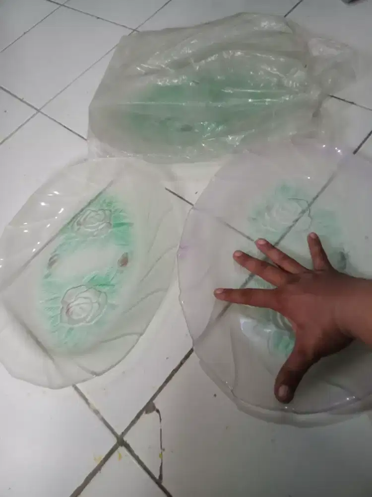 Dijual piring Oval besar