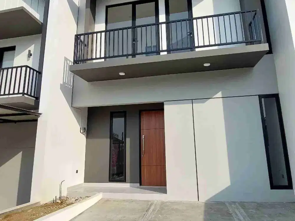 Rumah best city view depan taman boulevard di siranda terrace tembalang semarang