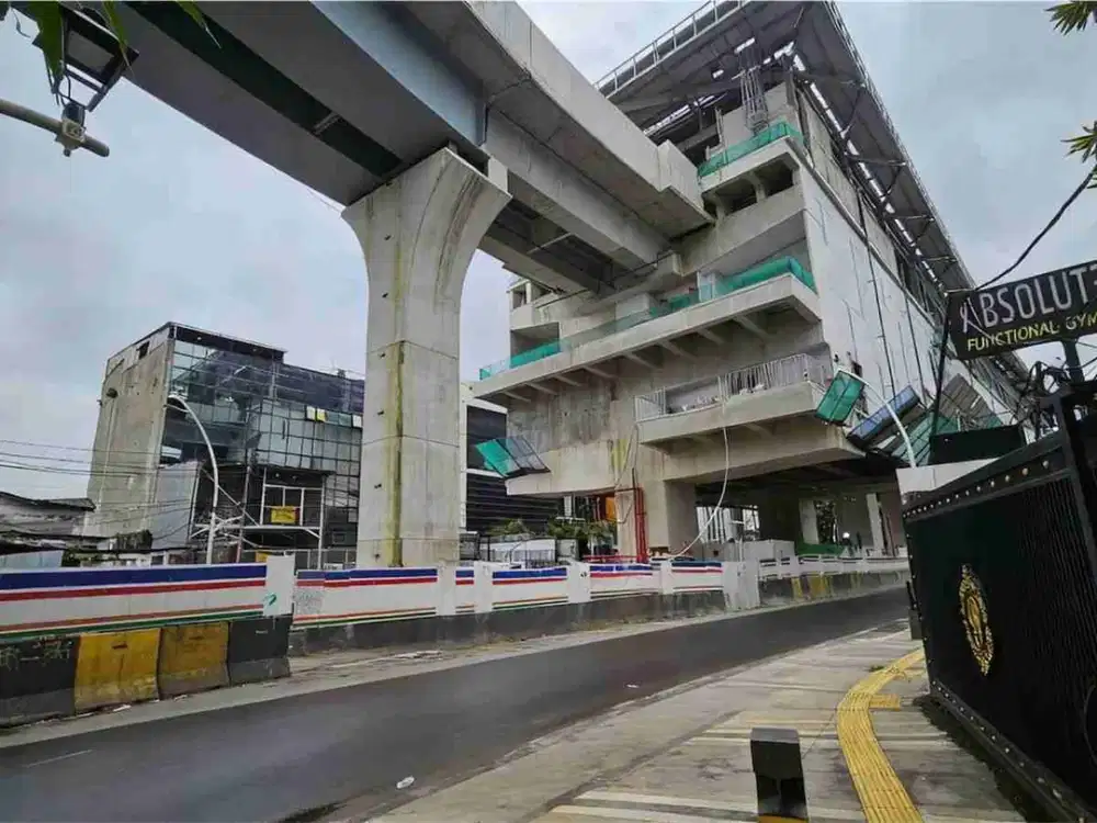 Dijual cepat gedung 3.5 lantai di lokasi strategis di jalan Proklamasi,menteng Jakarta Pusat