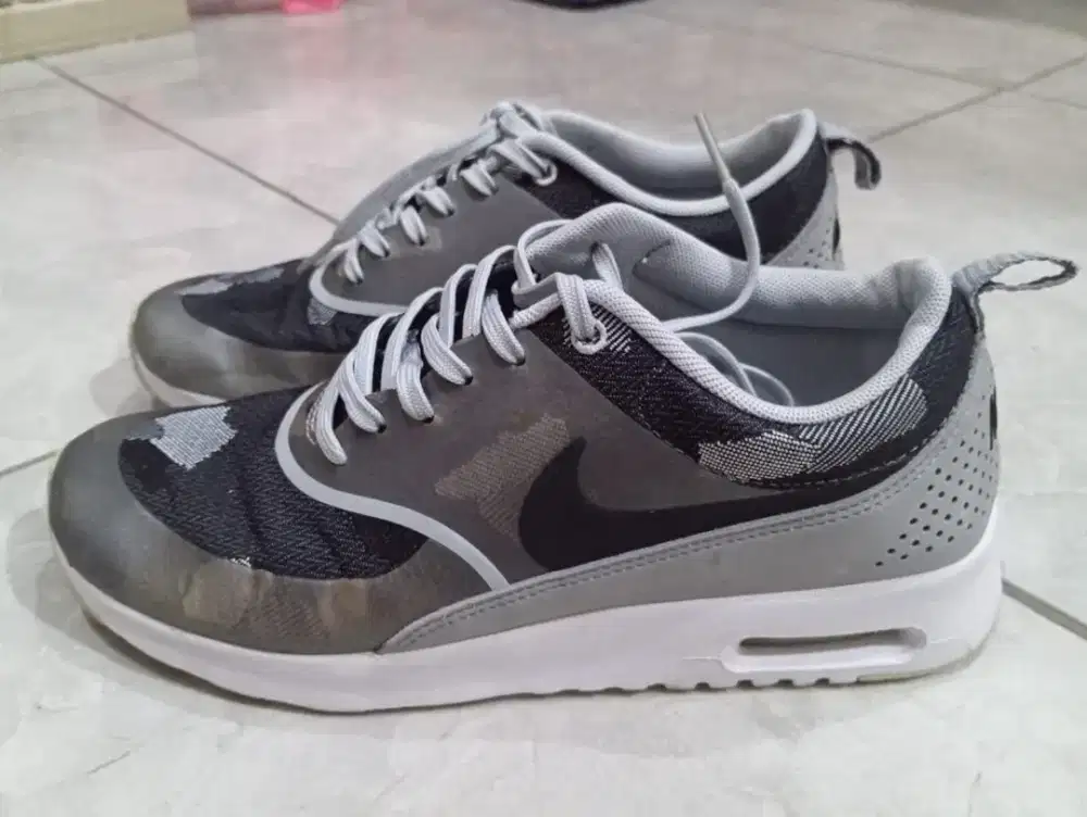 Jual sepatu nike mulus bagus uk 38