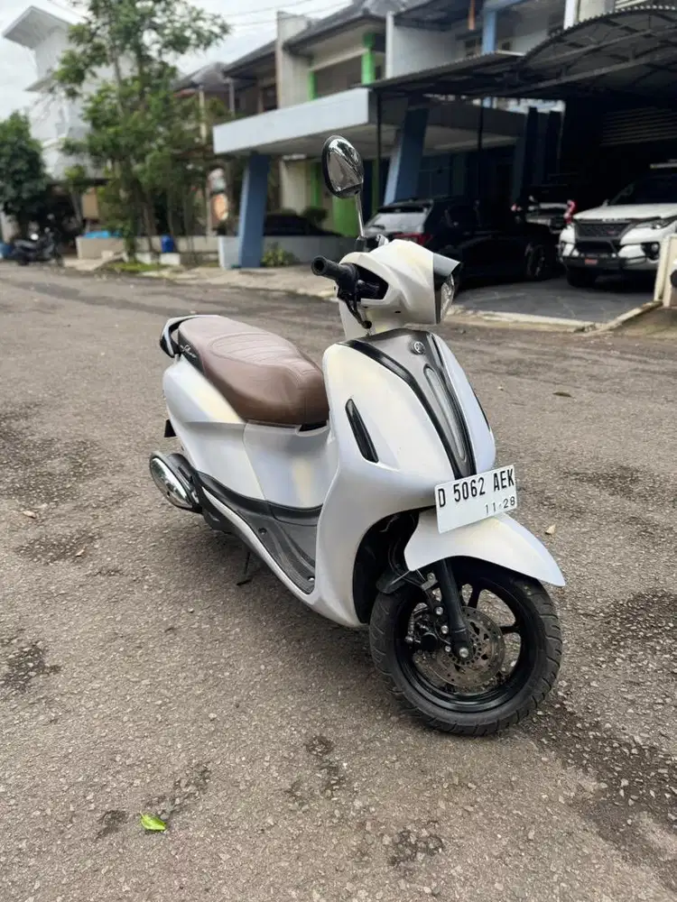 Yamaha Grand Filano Lux Tahun 2023 Mulus