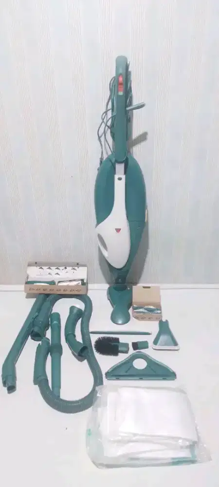 Vacum Cleaner kobold vk 135