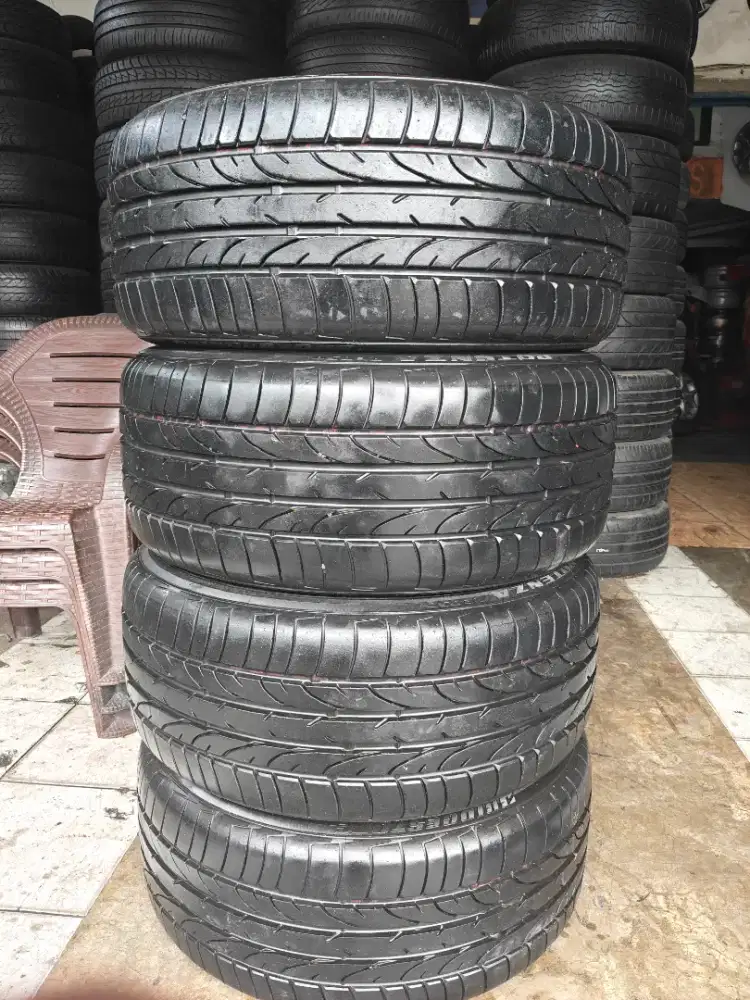 Jual ban copotan mrek bregestone pontenza RE050 ukuran 245 45 R17