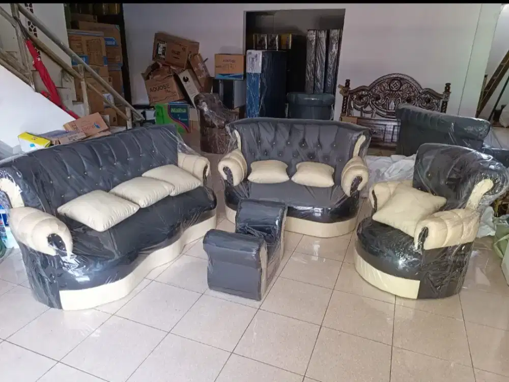 Sofa 3 2 1 Buffalo Oscar + Bantal + Meja Tamu atas kaca