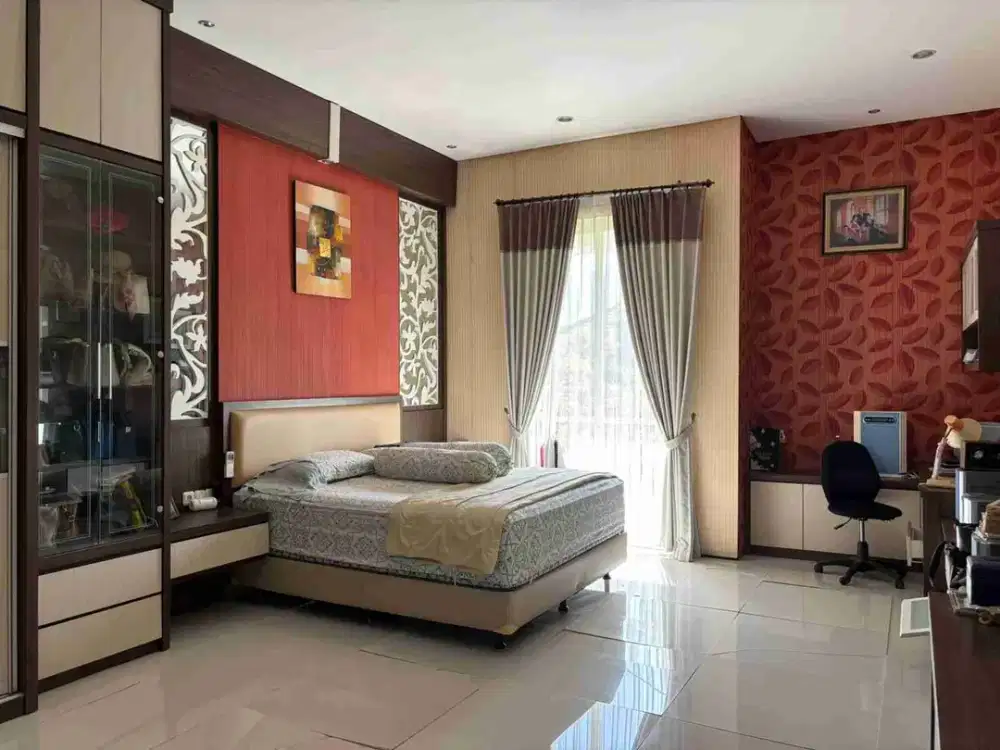 Rumah Citraland Surabaya