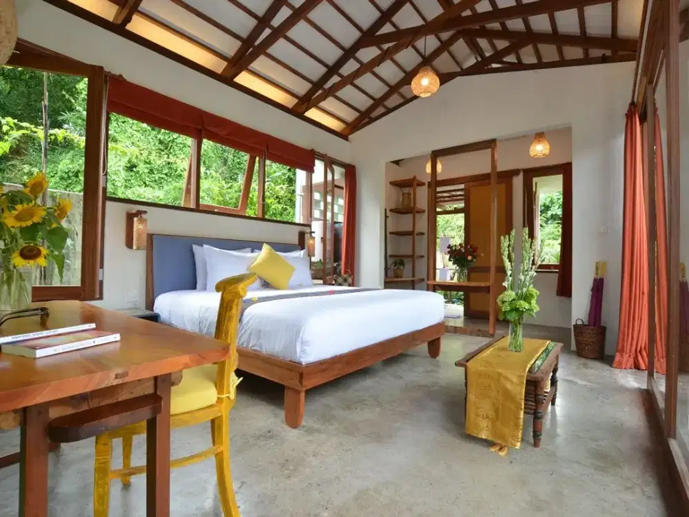 Disewakan Bulanan Dan Tahunan Villa Tropis Suasana Ubud Fully Furnished di Jimbaran.
