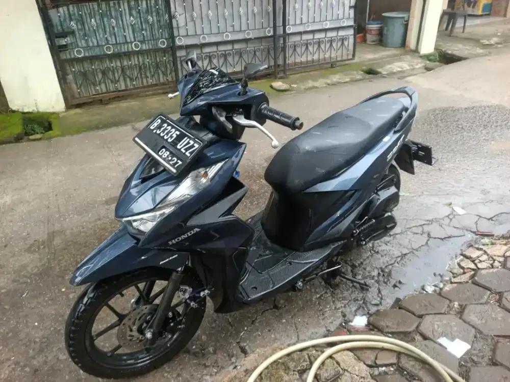 Honda beat deluxe tahun 2022