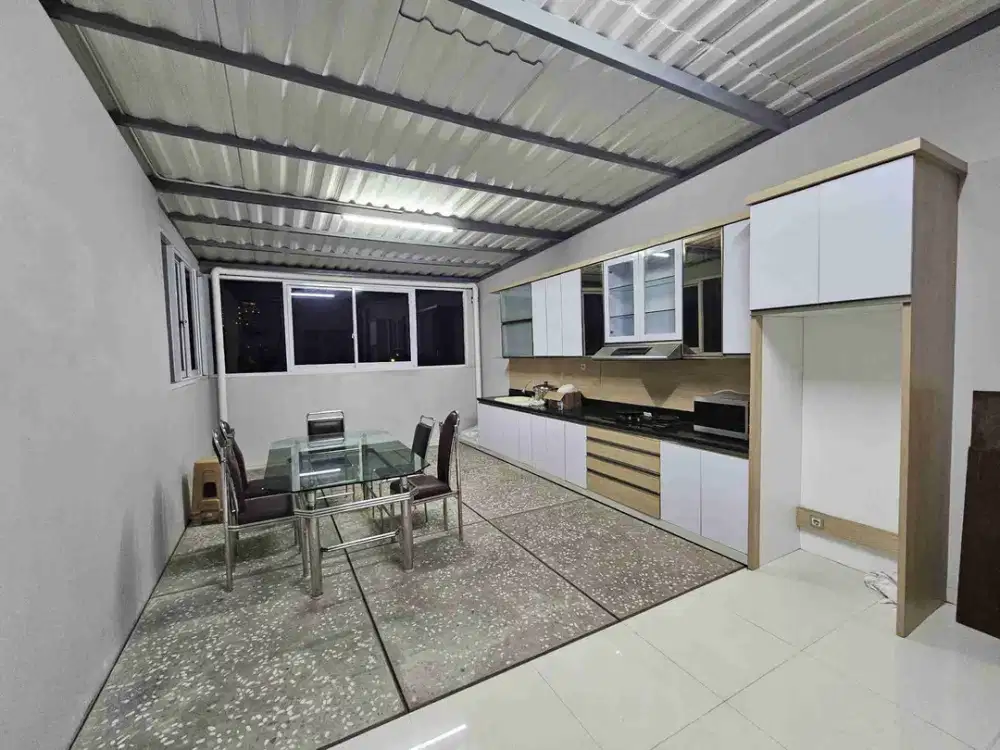 ruko 4 lantai bangunan baru lengkap dengan lift dan ruang karaoke di astana anyar