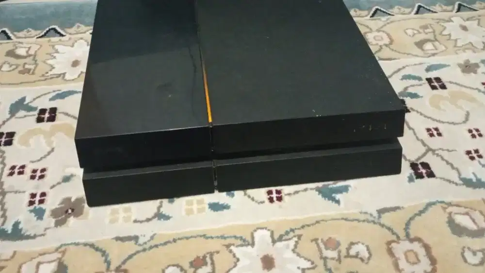 Ps 4 ori 500 GB bonus pending in