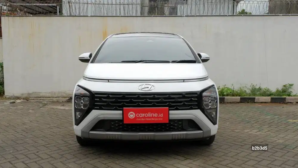 HYUNDAI STARGAZER PRIME 1.5 AT 2022 PUTIH