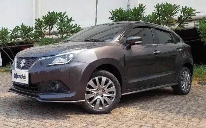 TDP 7,JT, Suzuki Baleno 1.4 Bensin-AT Abu-Abu 2019
