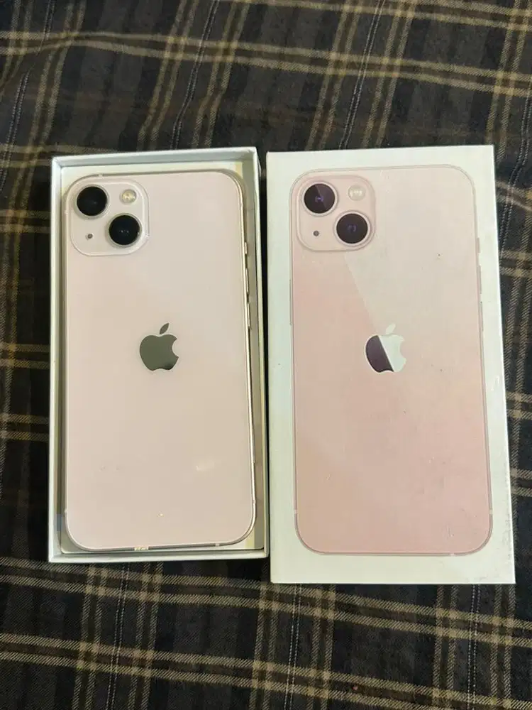 Iphone 13 256gb warna PINK