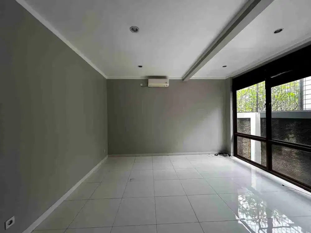 DI SEWAKAN RUMAH RAPI SIAP HUNI, DI DISCOVERY. RESIDENCE, BINTARO JAYA