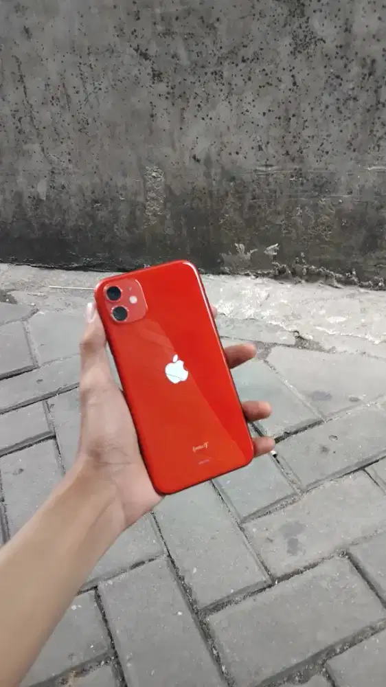 Iphone 11 64 ibox layak pakai