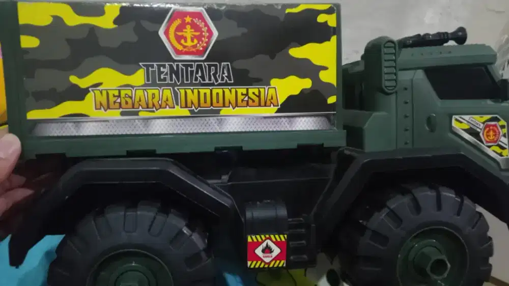 GRATIS! MAINAN BOCIL TRUK