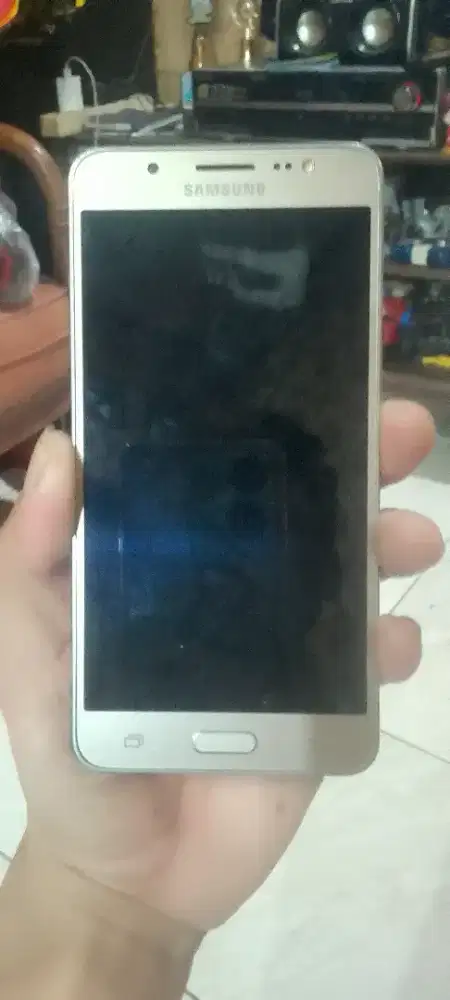 SAMSUNG J5 2016 RAM 2/16 MINUS DIKIT