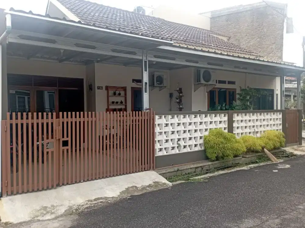 Rumah Bagus Terawat Margahayu Raya Kota Bandung