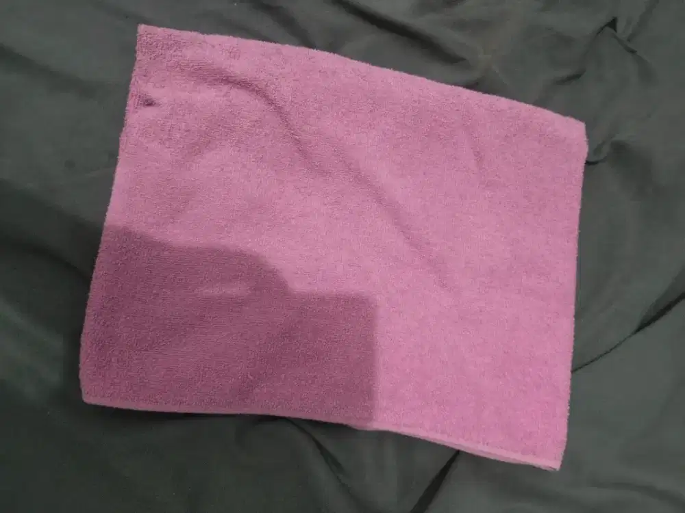 GRATIS! HANDUK MERAH MUDA PINK