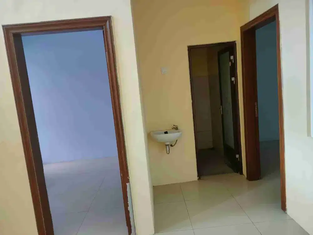 rumah di grand pinus regency dekat sekolah