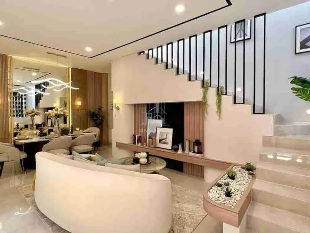 Full Furnish, Rumah Citraland Greenlake Wiyung Dkt Wbm