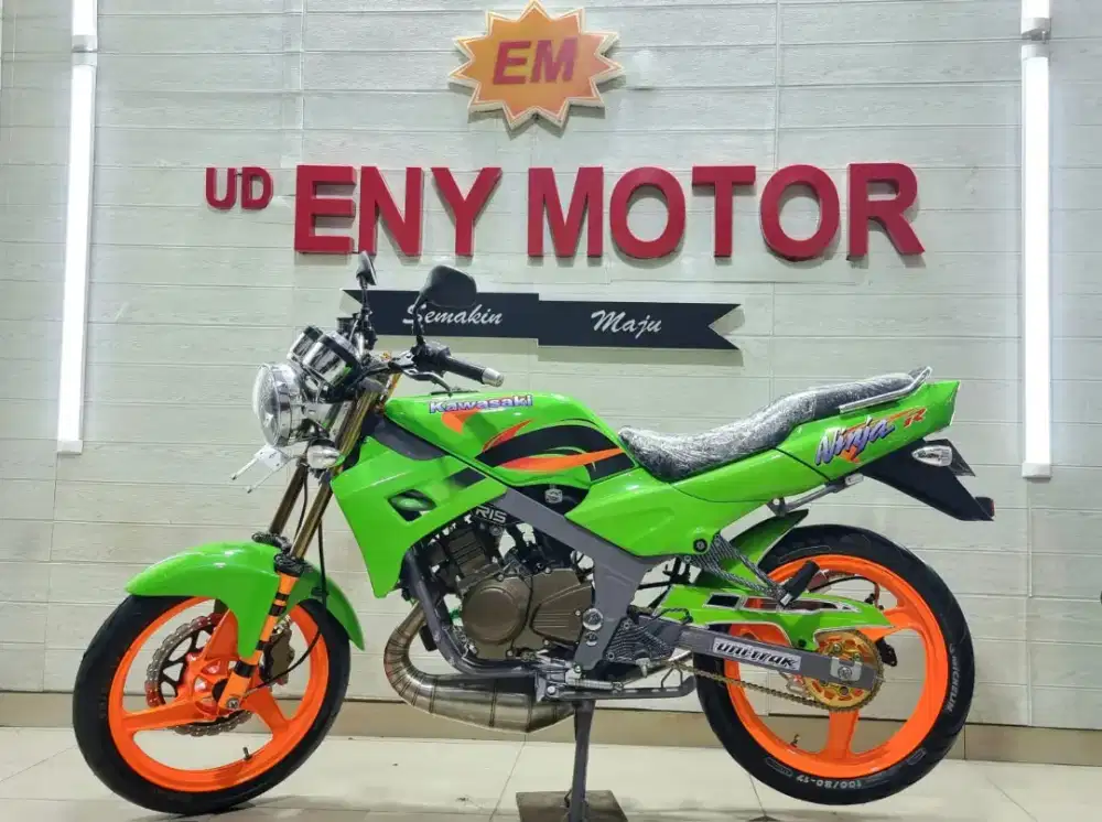 UD ENY MOTOR - Kawasaki Ninja KIS thn 2003 mulus