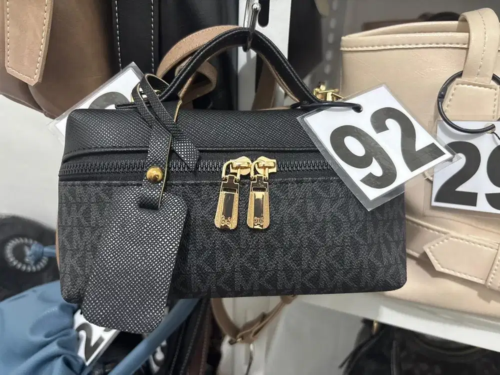 Edisi lebaran, tas gratis untuk pacar, istri, atau teman wanita