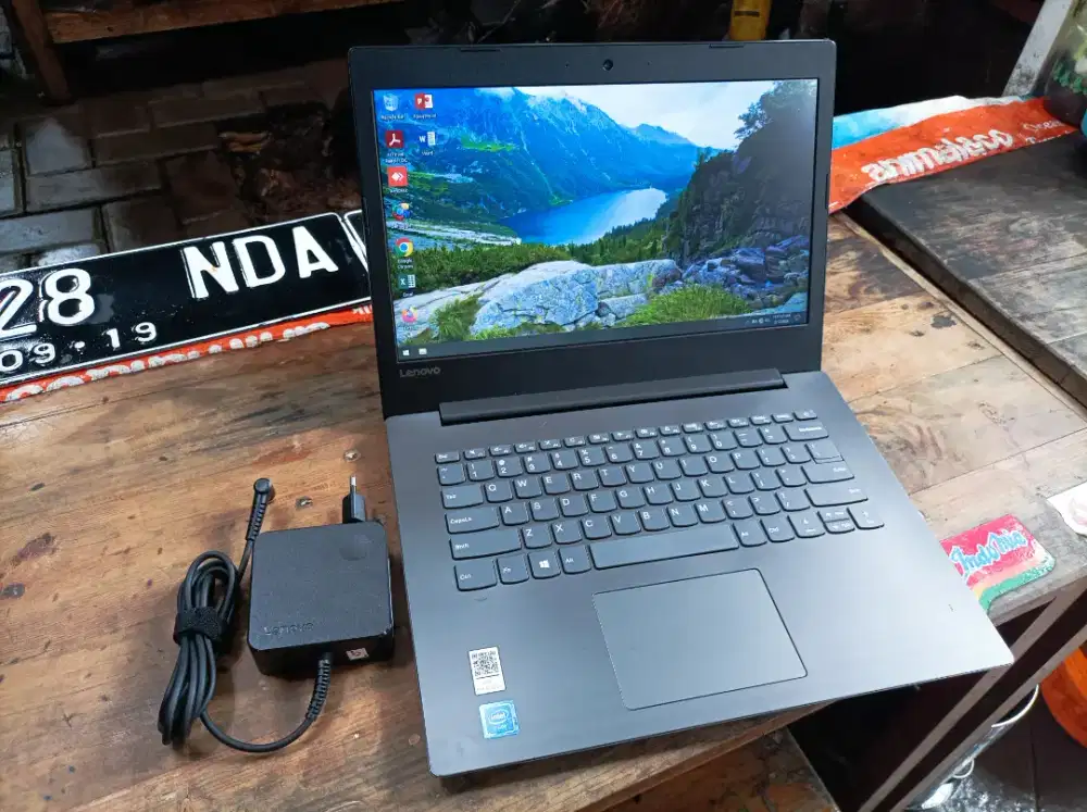 Lenovo Ideapad 330-14IGM Mulus Like New