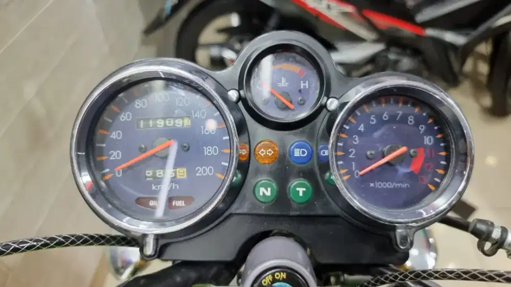 UD ENY MOTOR - Kawasaki Ninja KIS thn 2003 limit