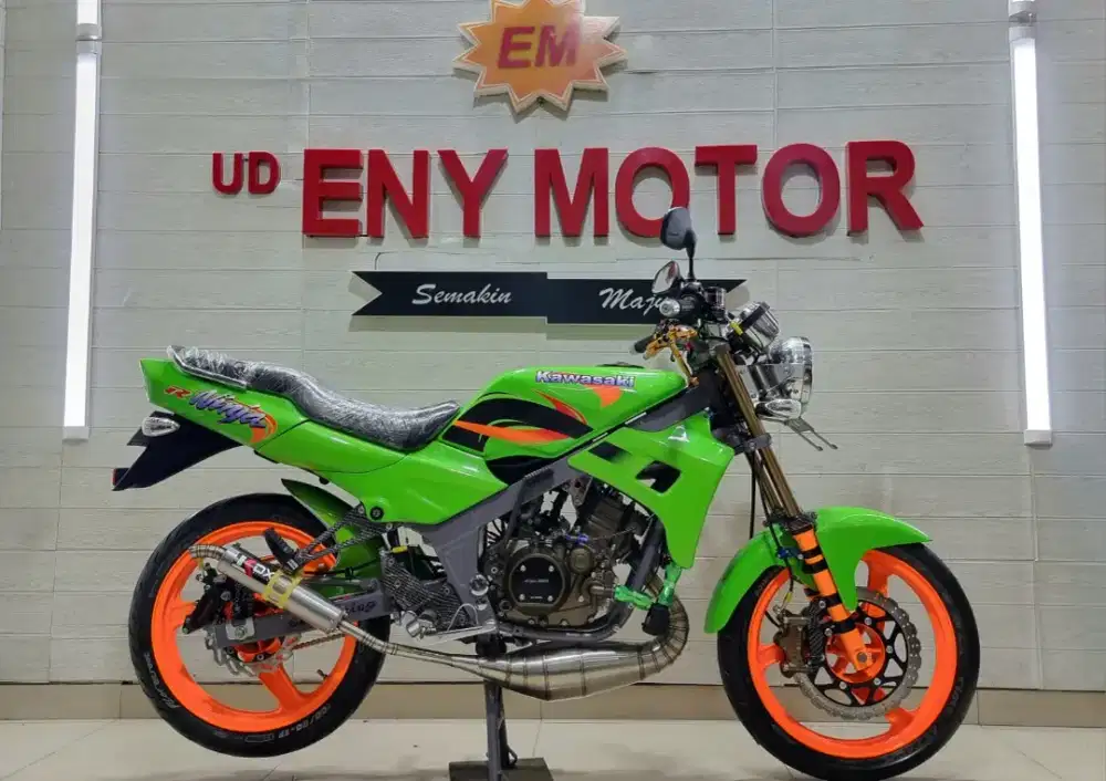 UD ENY MOTOR - Kawasaki Ninja KIS thn 2003 gas